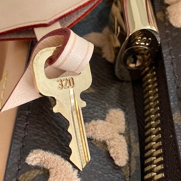 Sale Louis Vuitton Limited Edition Tuffetage Deauville - Picture 10 of 10